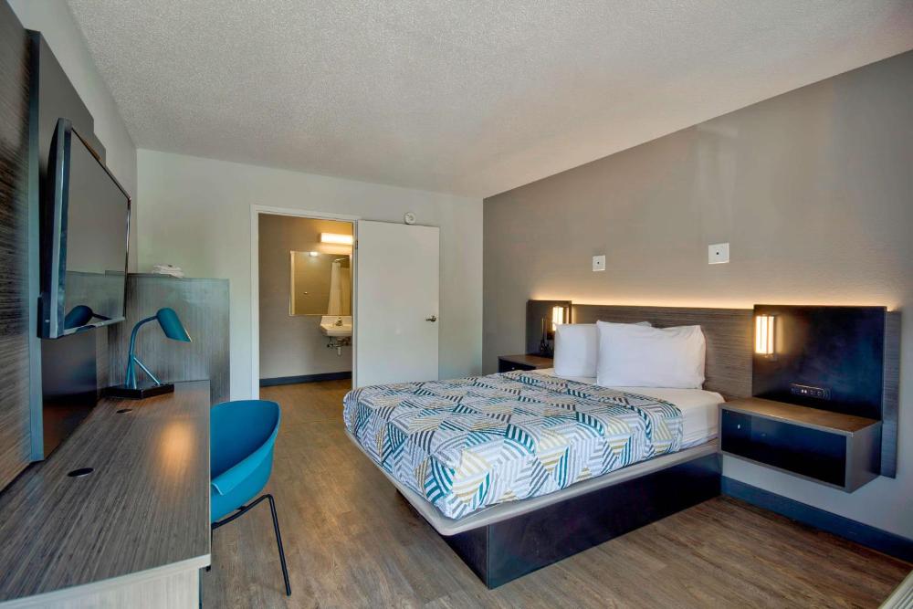 Double Room - Disability Access interior